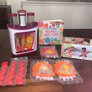 Infantino squeeze pouches & squeeze station with Organic baby food cookbook NWT